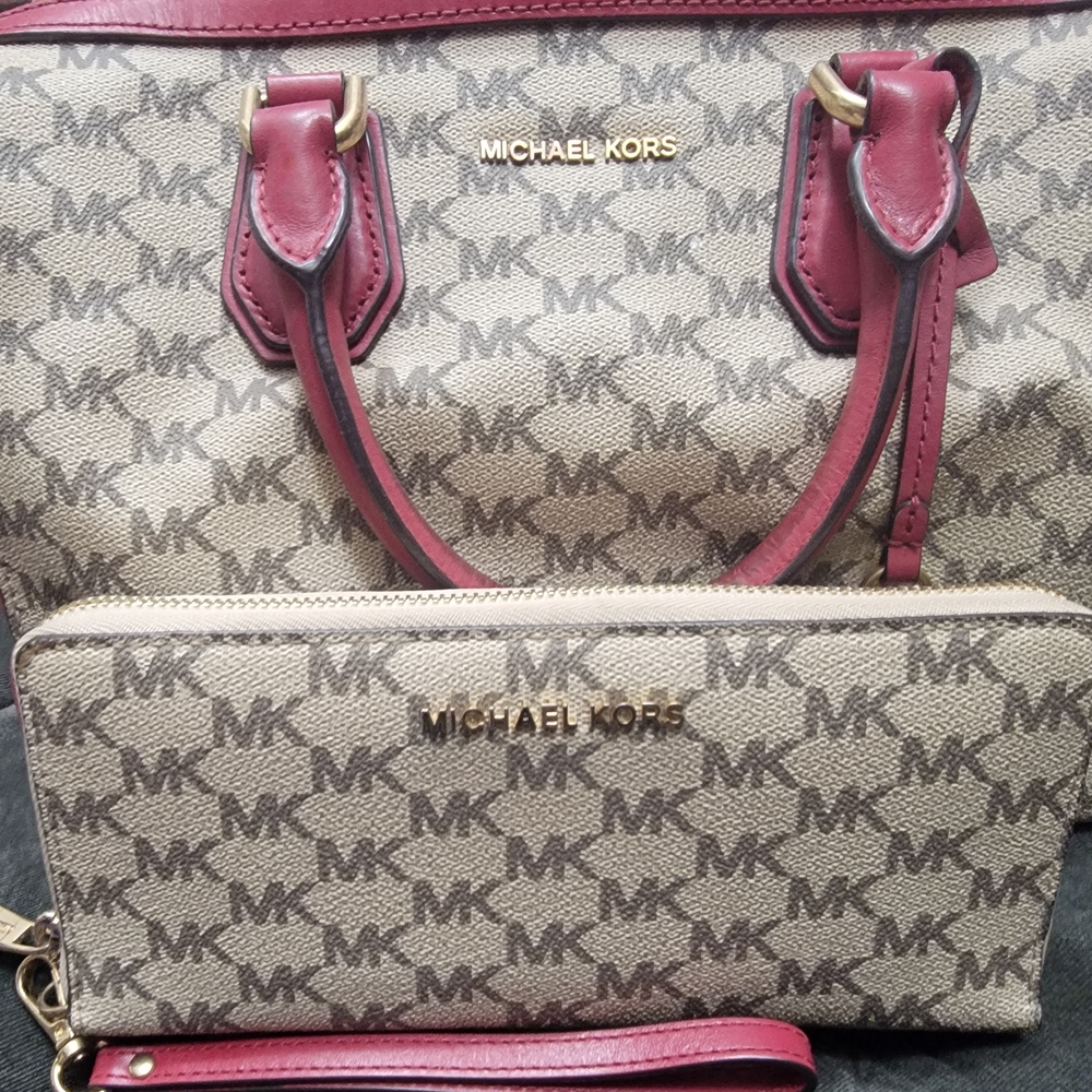Michael Kors Brown and Red Women's Bag Set